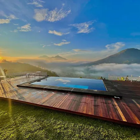 Pinggan Caldera
